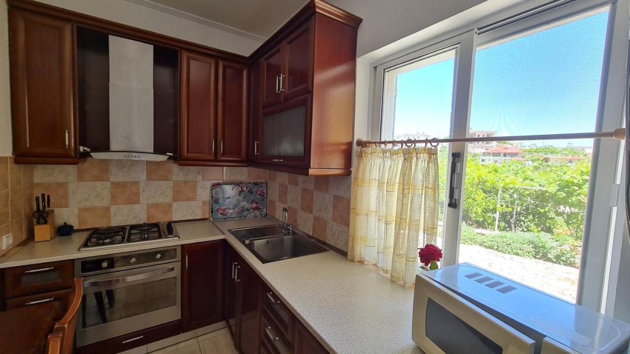 Village Home Next To The Sea Σαράντα Εξωτερικό φωτογραφία